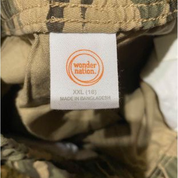 XXL Boys NEW Camouflage pants and shirt worn once. Matching set! PERFECT! 💚 - Picture 6 of 10